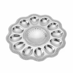 Best reviews of 🤩 Wilton Armetale® Flutes & Pearls Egg Tray 😍